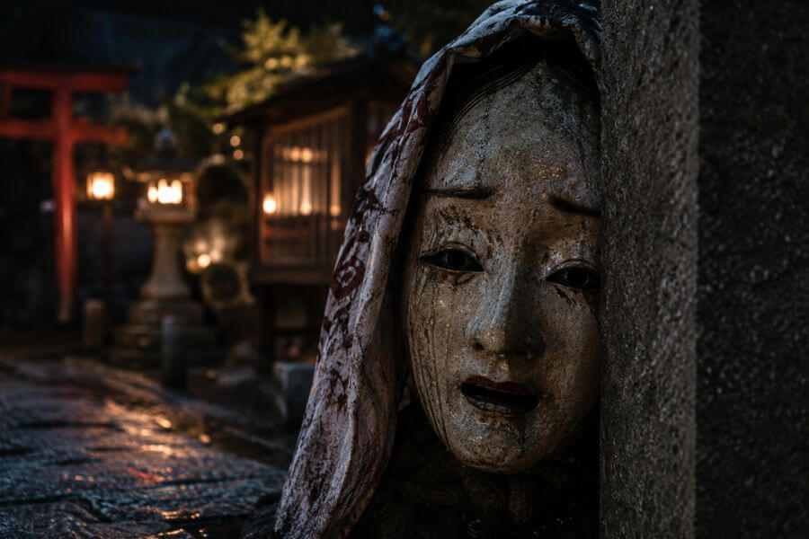 Read more about the article 10 Most Haunted Places in Japan With Real Ghost Stories Behind Them