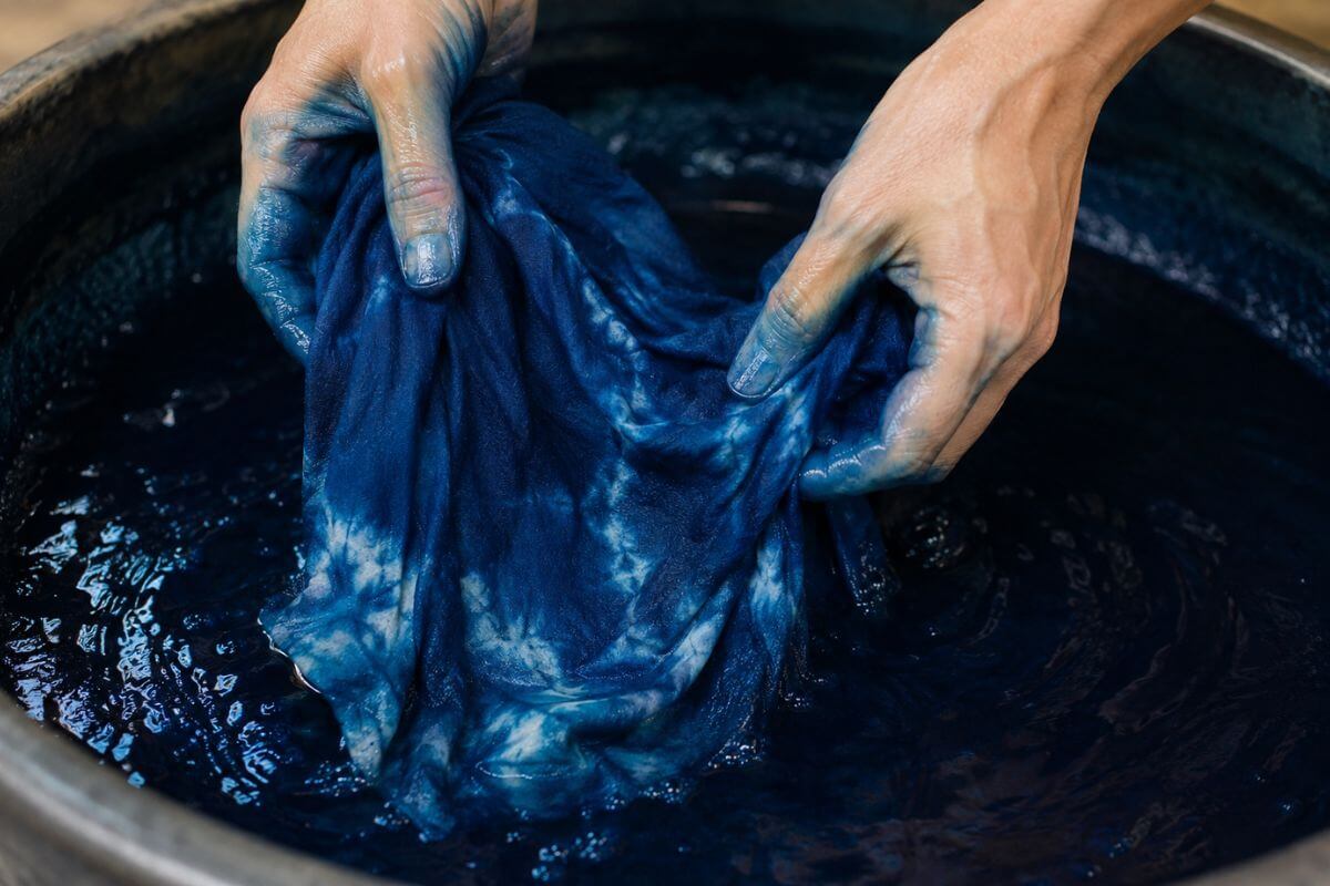 Top 10 Traditional Indigo Dyeing Experiences in Japan (Aizome) toptenjp
