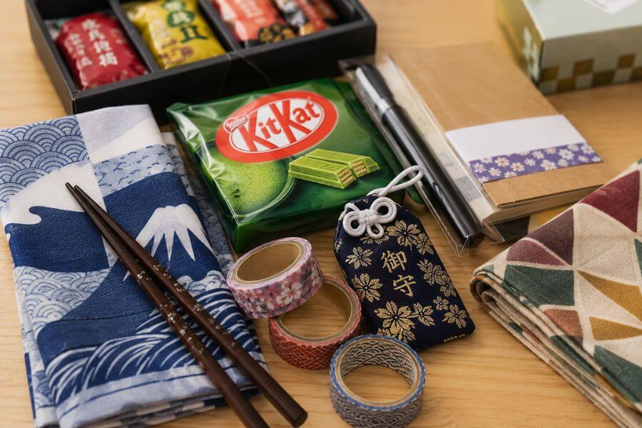 10 Best Japanese Souvenirs You Can Easily Pack in Your Suitcase toptenjp