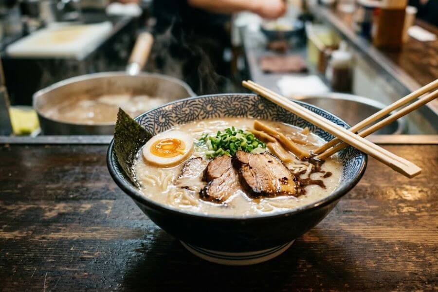 Read more about the article How to Order and Eat Authentic Ramen in Japan Like a Local