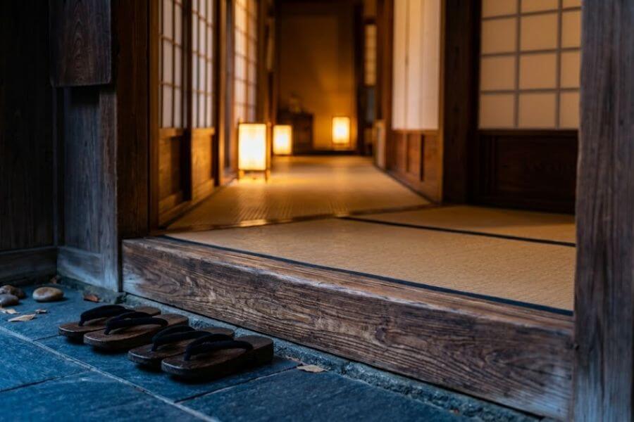 Read more about the article How to Stay in a Traditional Japanese Ryokan Inn: A Complete Guide