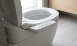 How to Use a Japanese High-Tech Bidet Toilet Safely