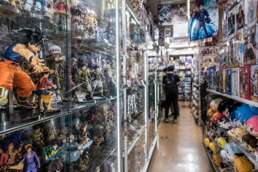 Read more about the article The Ultimate Tokyo Anime Shopping Guide: Akihabara and Nakano Broadway